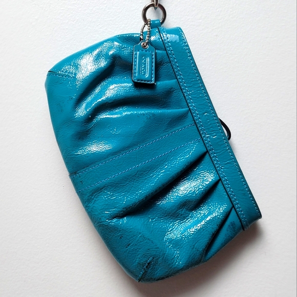 COACH | Turquoise Patent Leather Wristlet - Picture 12 of 13